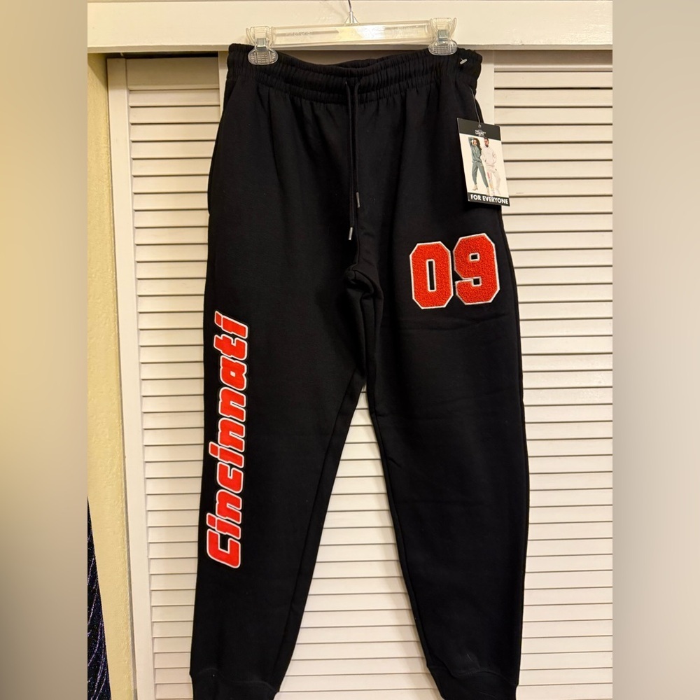 Cincinnati 09 Black Men's Jogger Sweatpants
